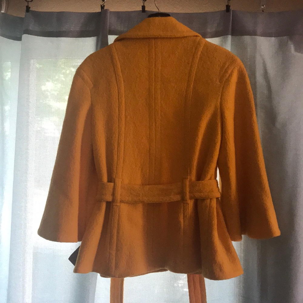 Jacket - Picture 4 of 5